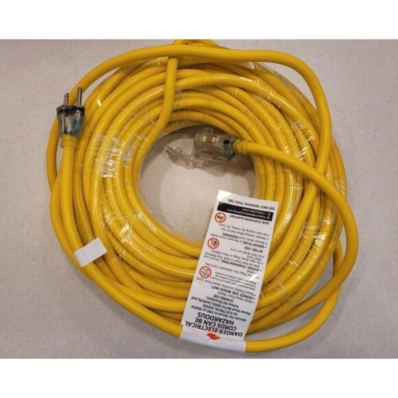 New Outdoor Extension Cord 100 FT Waterproof, 12/3 Heavy Duty - Picture 3 of 3